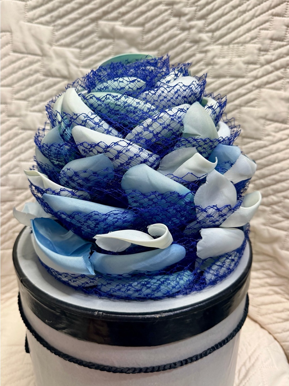 1950s Sculpture Christian Dior Hat & box